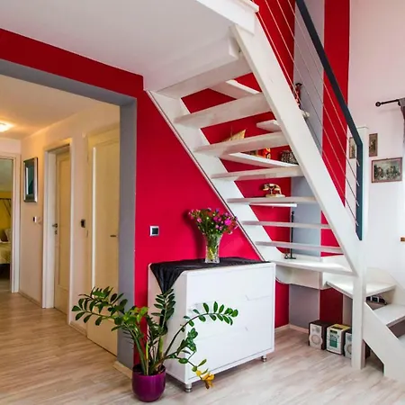 Nia With Private Pool Вилла