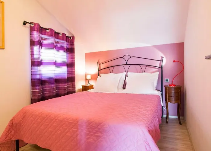 Nia With Private Pool 别墅