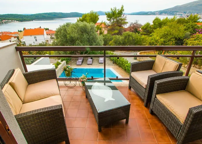 Villa Nia With Private Pool *