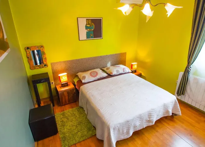 Nia With Private Pool * 特罗吉尔