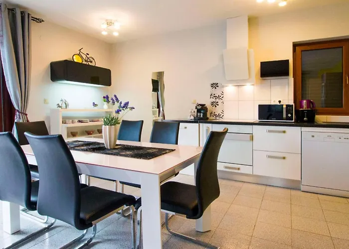 Nia With Private Pool * 特罗吉尔