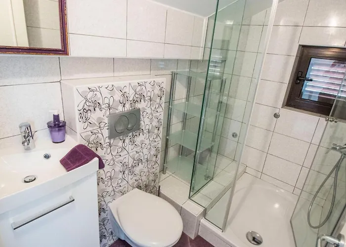 别墅 Nia With Private Pool 特罗吉尔